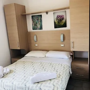 3* Отель Alexander